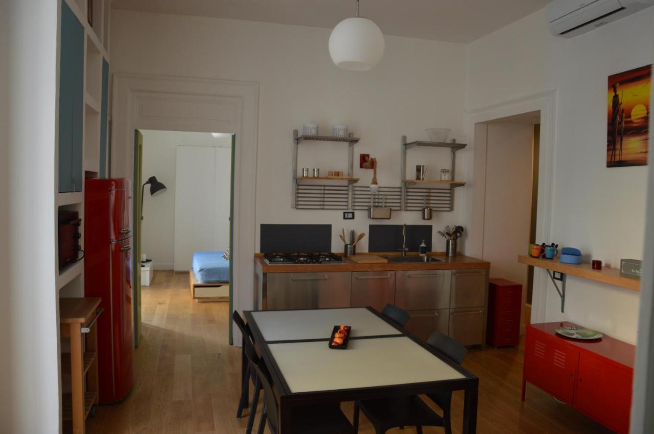 דירות נאפולי Casa Flora Al Corso מראה חיצוני תמונה