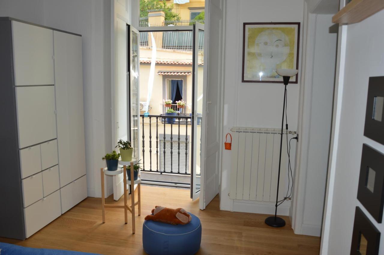 דירות נאפולי Casa Flora Al Corso מראה חיצוני תמונה